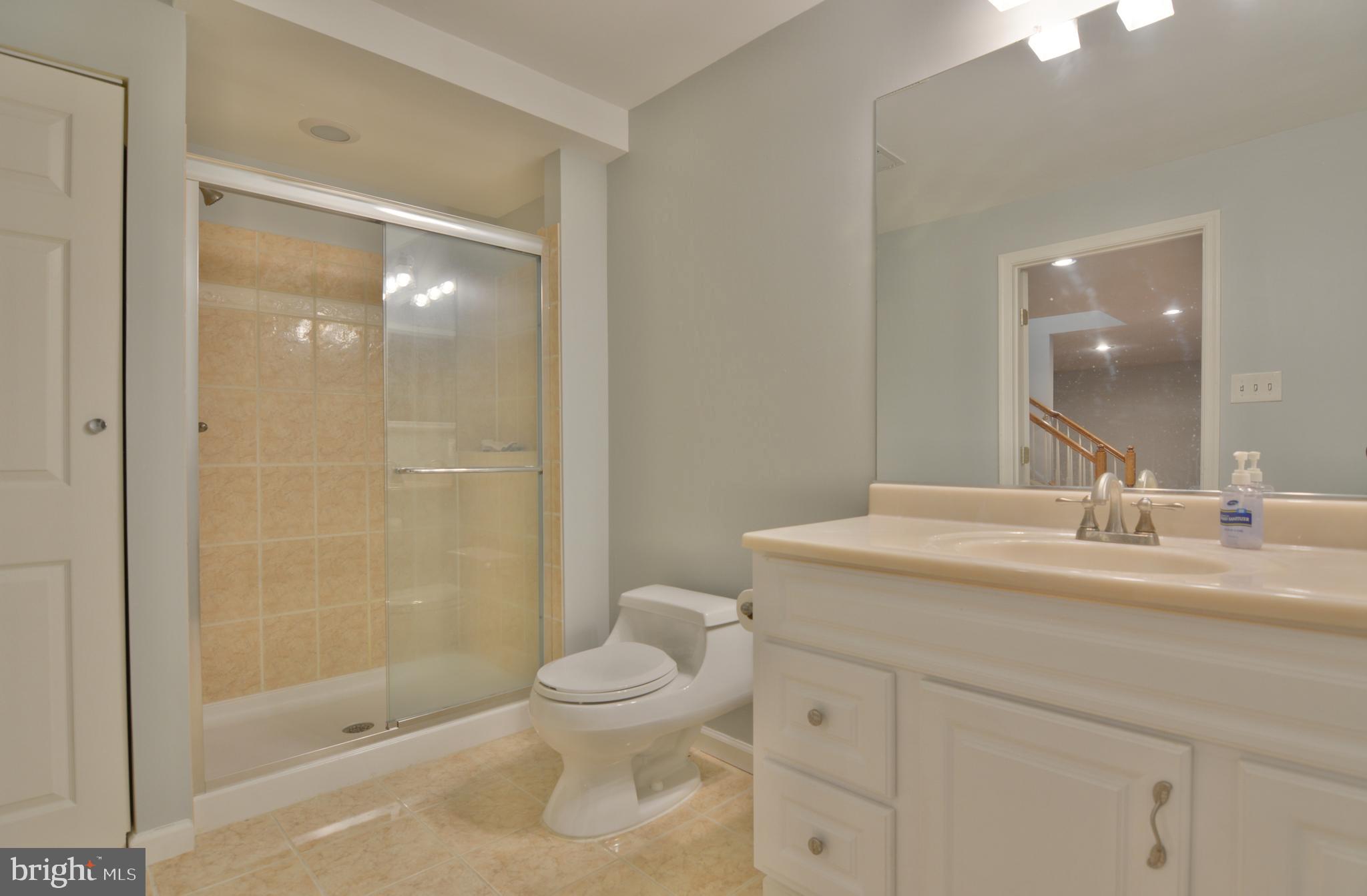 8412 Roberts Road Ellicott City, MD 21043 - Photo 42 of 52 Gallery Image 42