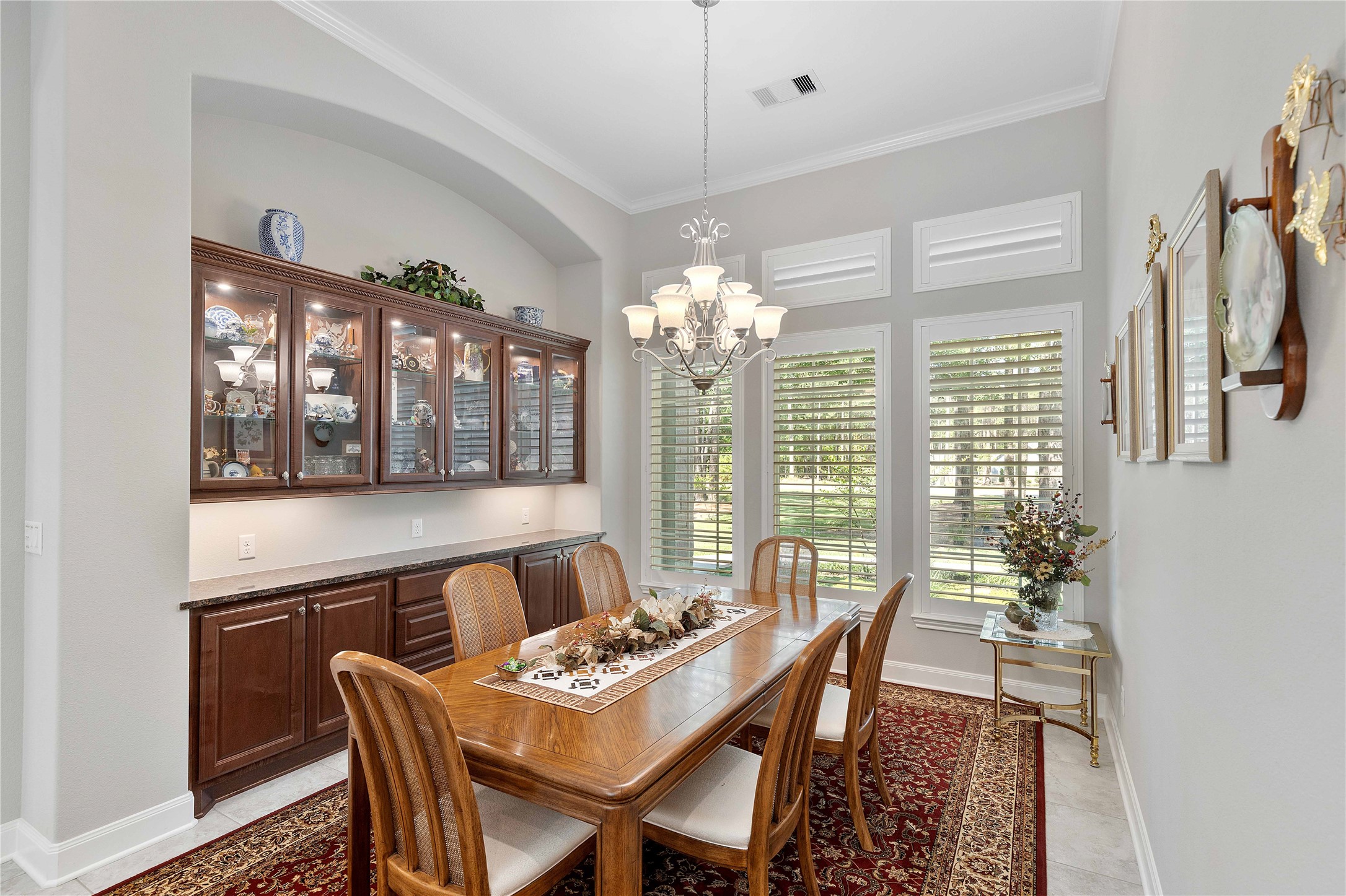 166 Rim Rock Road Huntsville, TX 77340 - Photo 19 of 50 Formal dining
