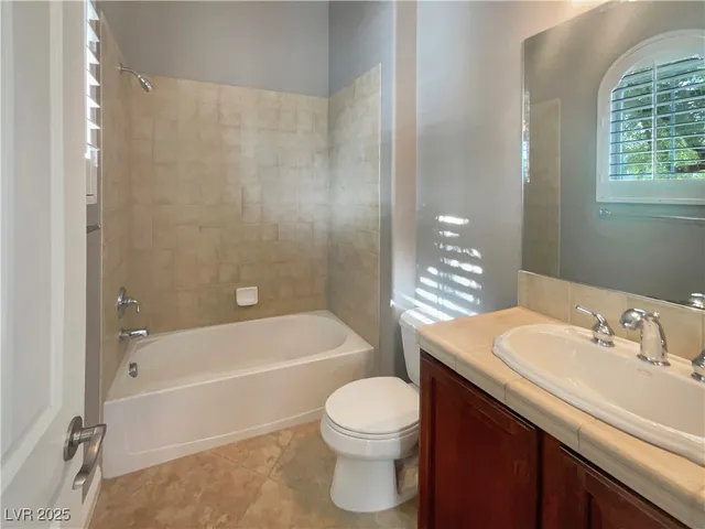 $925,000 | 2416 Antrim Irish Drive, Henderson, NV 89044