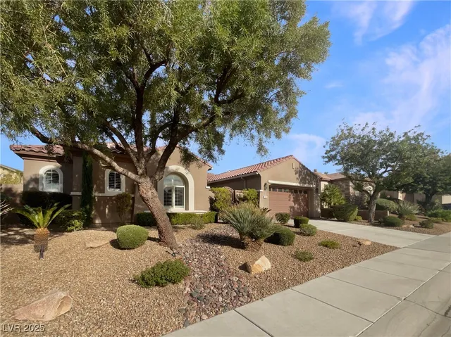 $925,000 | 2416 Antrim Irish Drive, Henderson, NV 89044