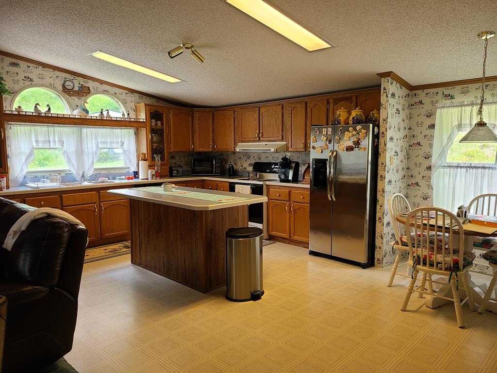 4621 Combs Rdg Road Honaker, VA 24260 - Photo 17 of 31 Gallery Image 17