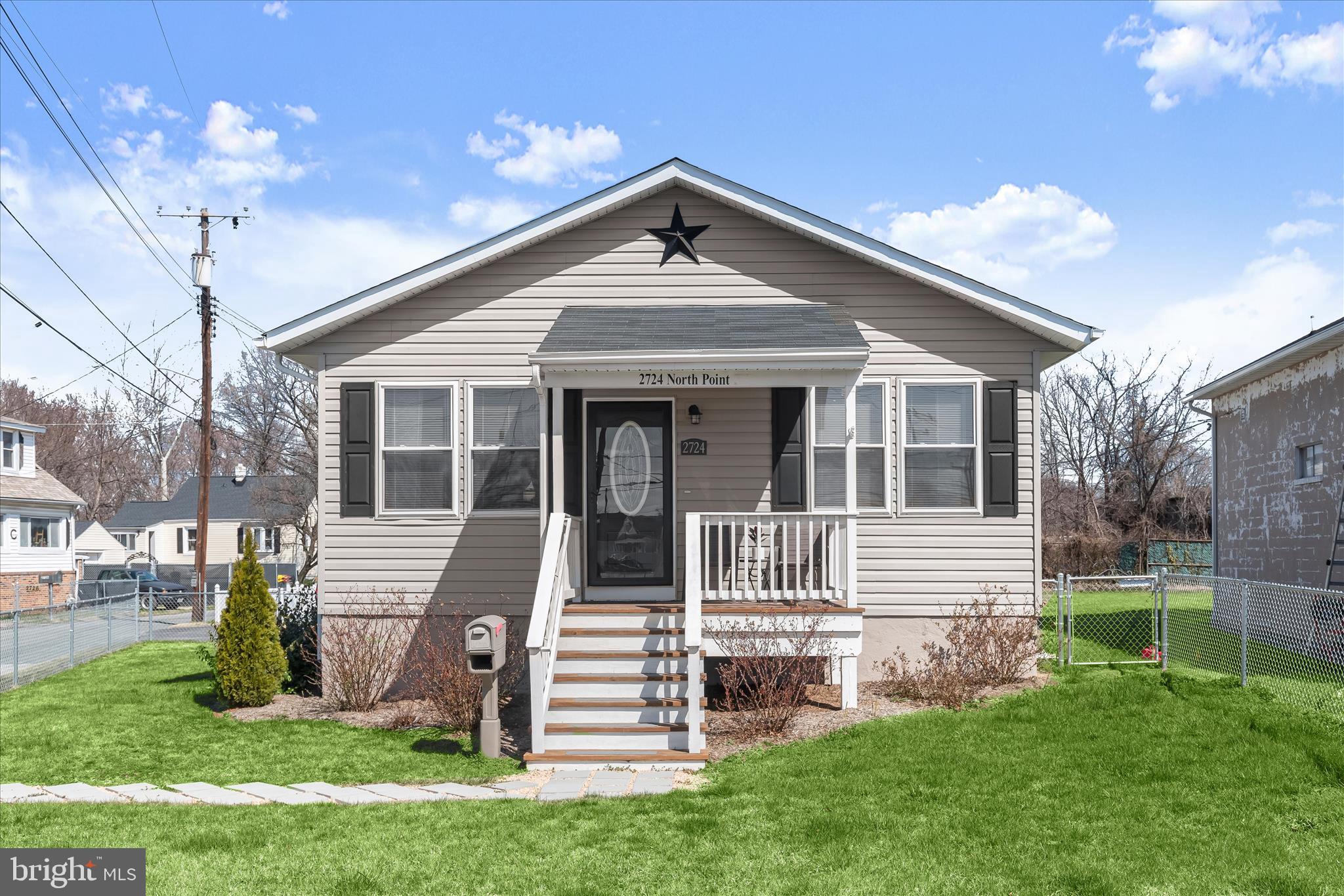 Welcome to 2724 North Point Terrace