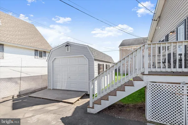 $279,000 | 2724 North Point Terrace, Dundalk, MD 21222