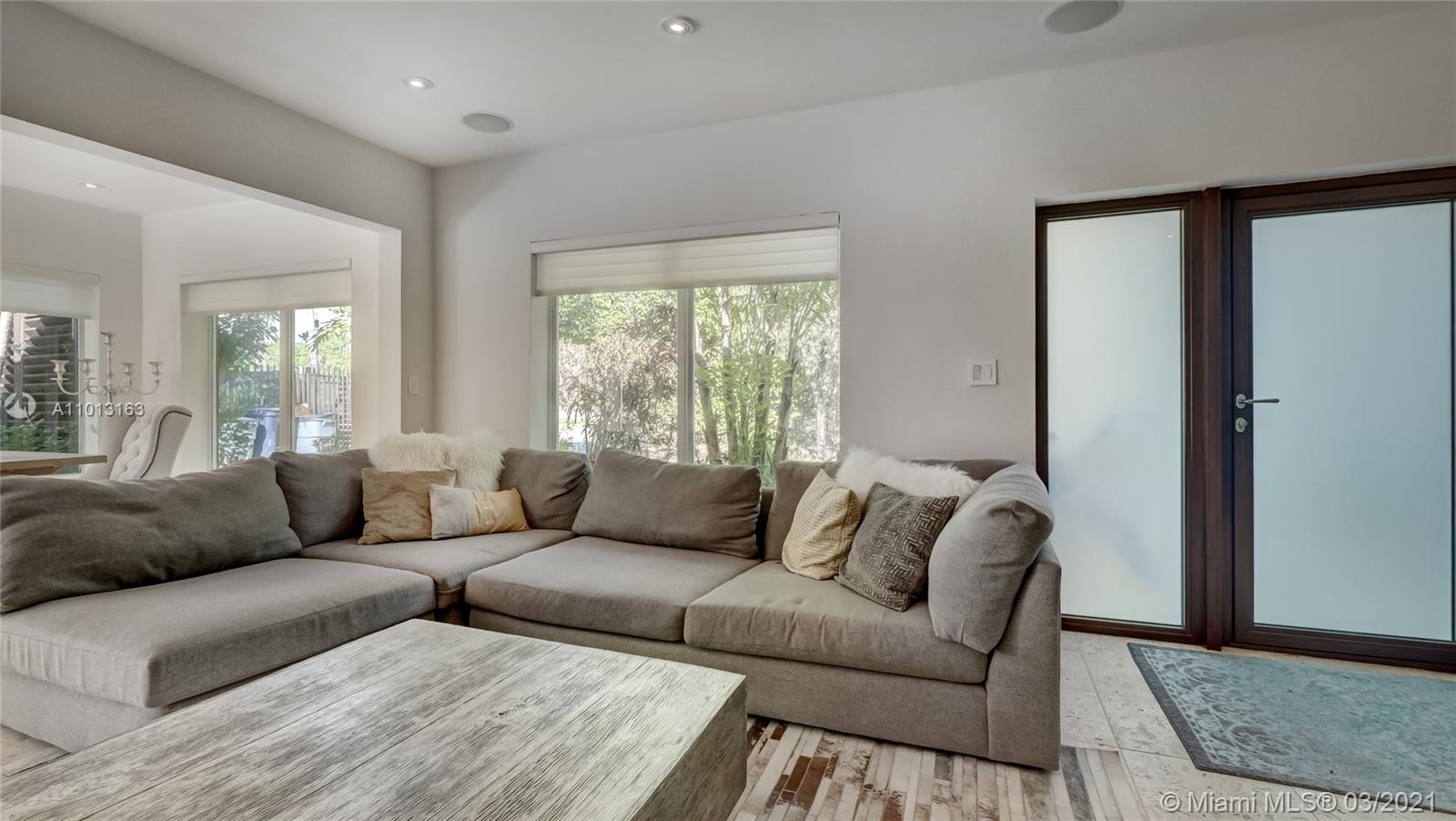 6237 Alton Road Miami Beach, FL 33140 - Photo 11 of 57