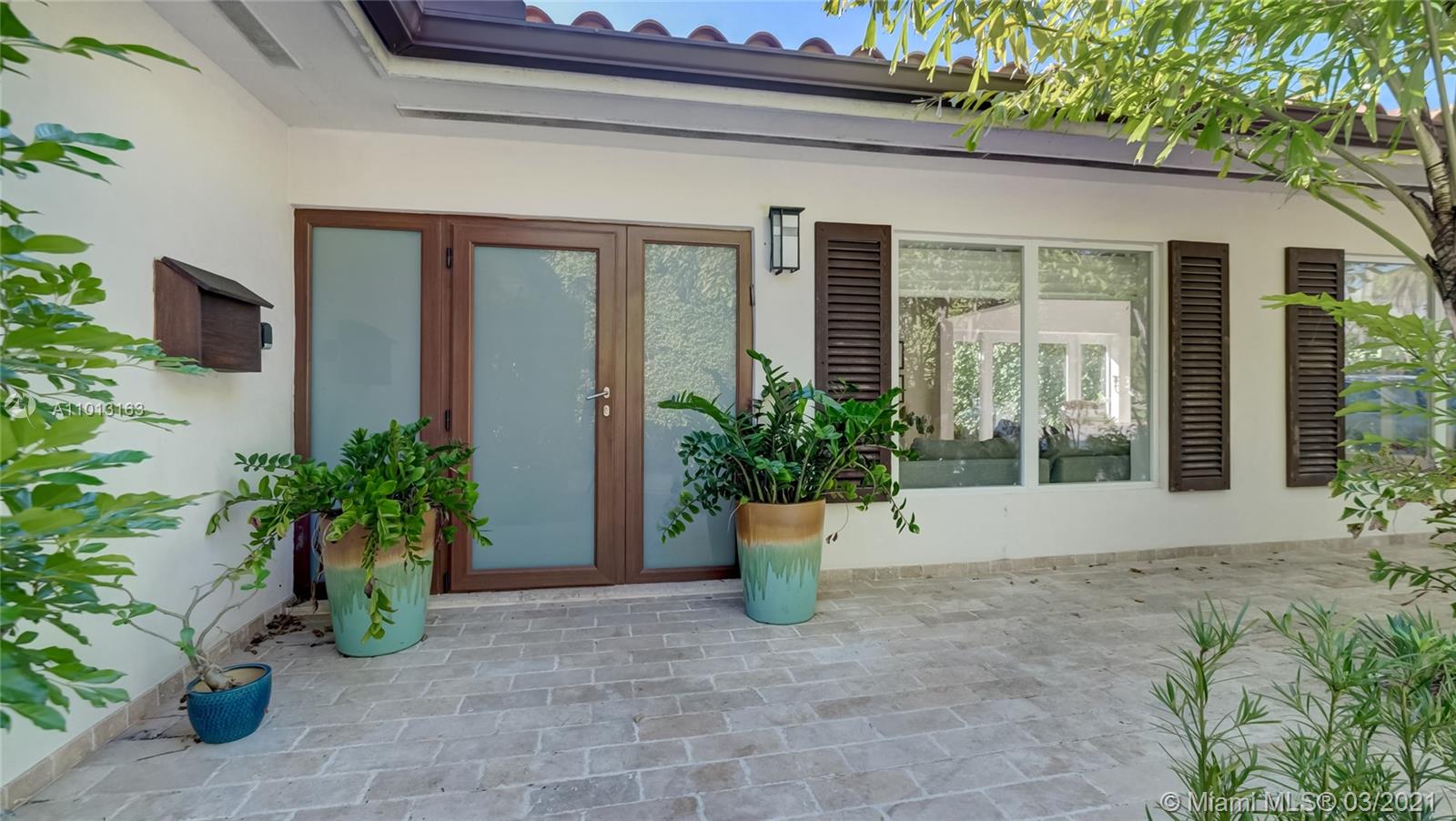 6237 Alton Road Miami Beach, FL 33140 - Photo 7 of 57