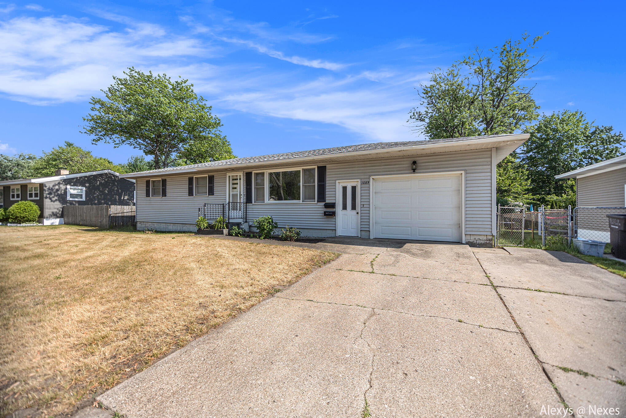 1085 Woodside Road Muskegon, MI 49441 - Photo 3 of 27 _42A6322