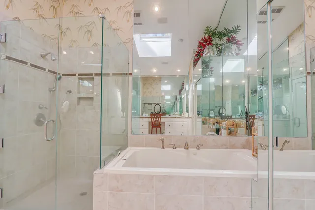 $2,100,000 | 13322 Deauville Drive, Palm Beach Gardens, FL 33410