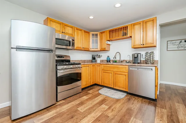 $289,000 | 40 White Mountain Highway, Milton, NH 03851