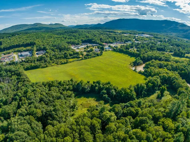 $2,100,000 | 12 Smith Bridge Road, Plymouth, NH 03264