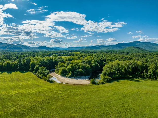 $2,100,000 | 12 Smith Bridge Road, Plymouth, NH 03264
