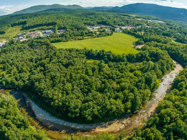 $2,100,000 | 12 Smith Bridge Road, Plymouth, NH 03264