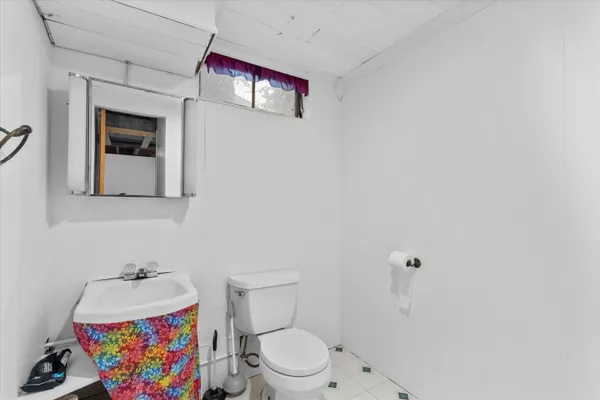 $1,850 | 1015 North Maple Road, Ann Arbor, MI 48103