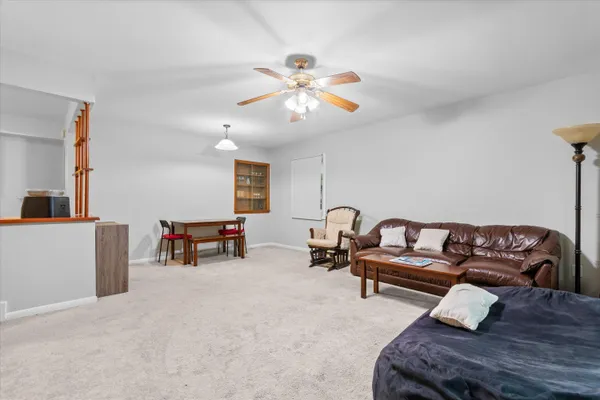 $1,850 | 1015 North Maple Road, Ann Arbor, MI 48103