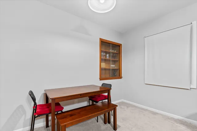 $2,000 | 1015 North Maple Road, Ann Arbor, MI 48103