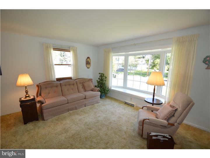 486 Wendy Road Southampton, PA 18966 - Photo 7 of 19 Gallery Image 7