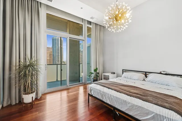 $949,000 | 550 North St Clair Street, Unit 2601, Chicago, IL 60611