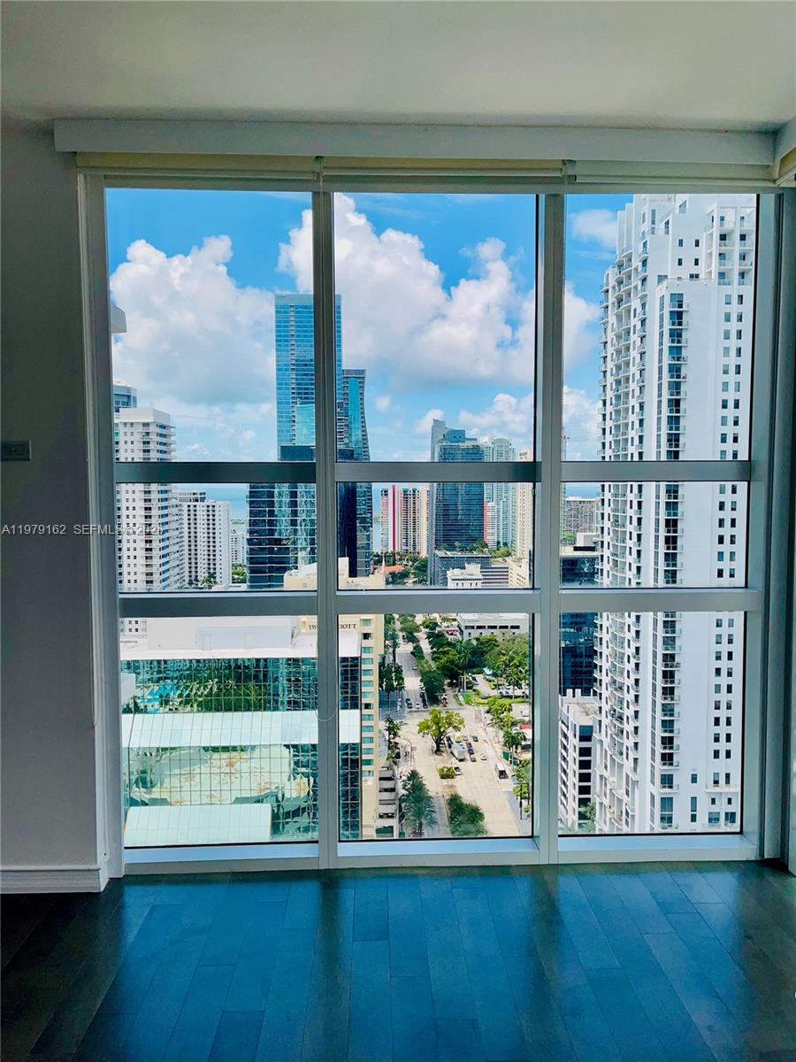 951 Brickell Avenue, Unit 3211 Miami, FL 33131 - Photo 27 of 35 a view of front door