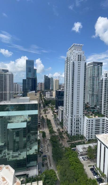 951 Brickell Avenue, Unit 3211 Miami, FL 33131 - Photo 34 of 35