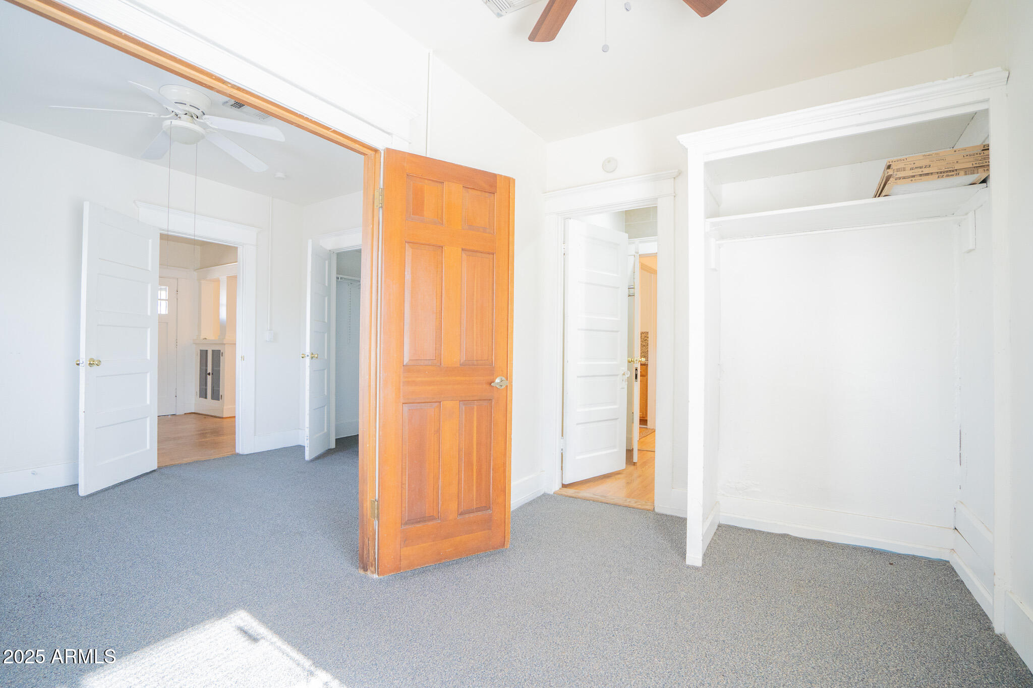 1001 East Garfield Street Phoenix, AZ 85006 - Photo 20 of 27 a view of an empty room