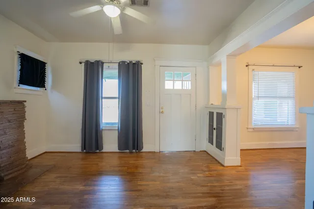 $2,195 | 1001 East Garfield Street, Phoenix, AZ 85006