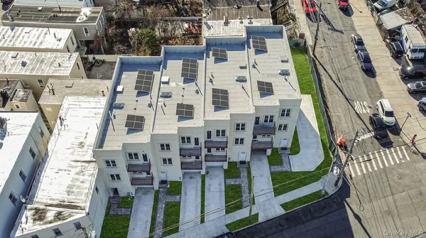 $1,450,000 | 500 Van Nest | Van Nest