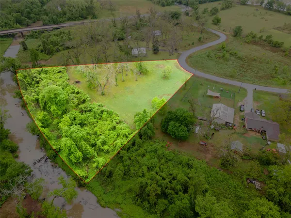 $112,000 | 1026 Colony Drive, Angleton, TX 77515