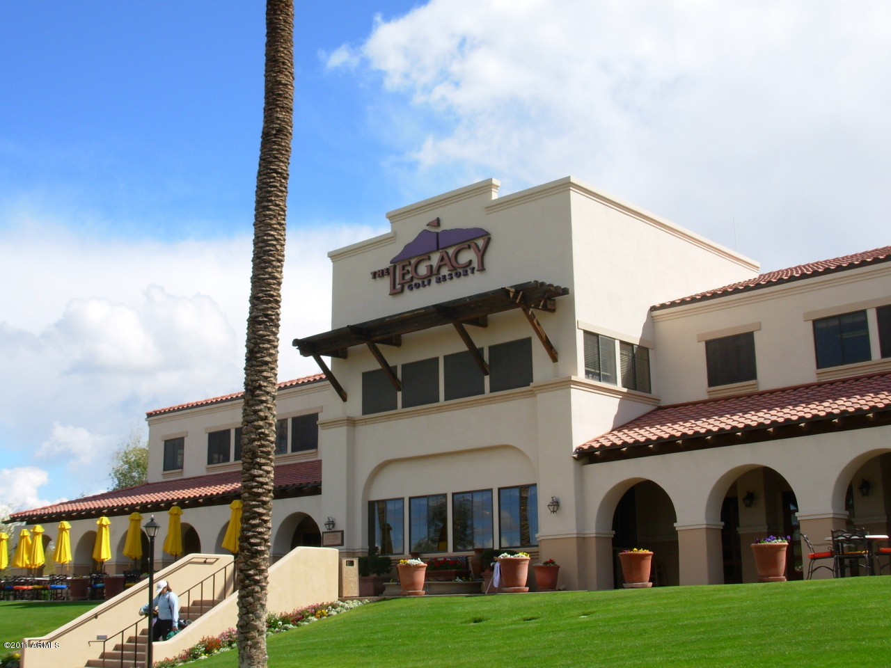 2436 East Darrel Road Phoenix, AZ 85042 - Photo 20 of 22 clubhouse
