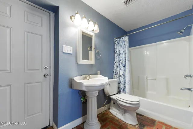 $185,000 | 1705 14th Street, Pascagoula, MS 39567