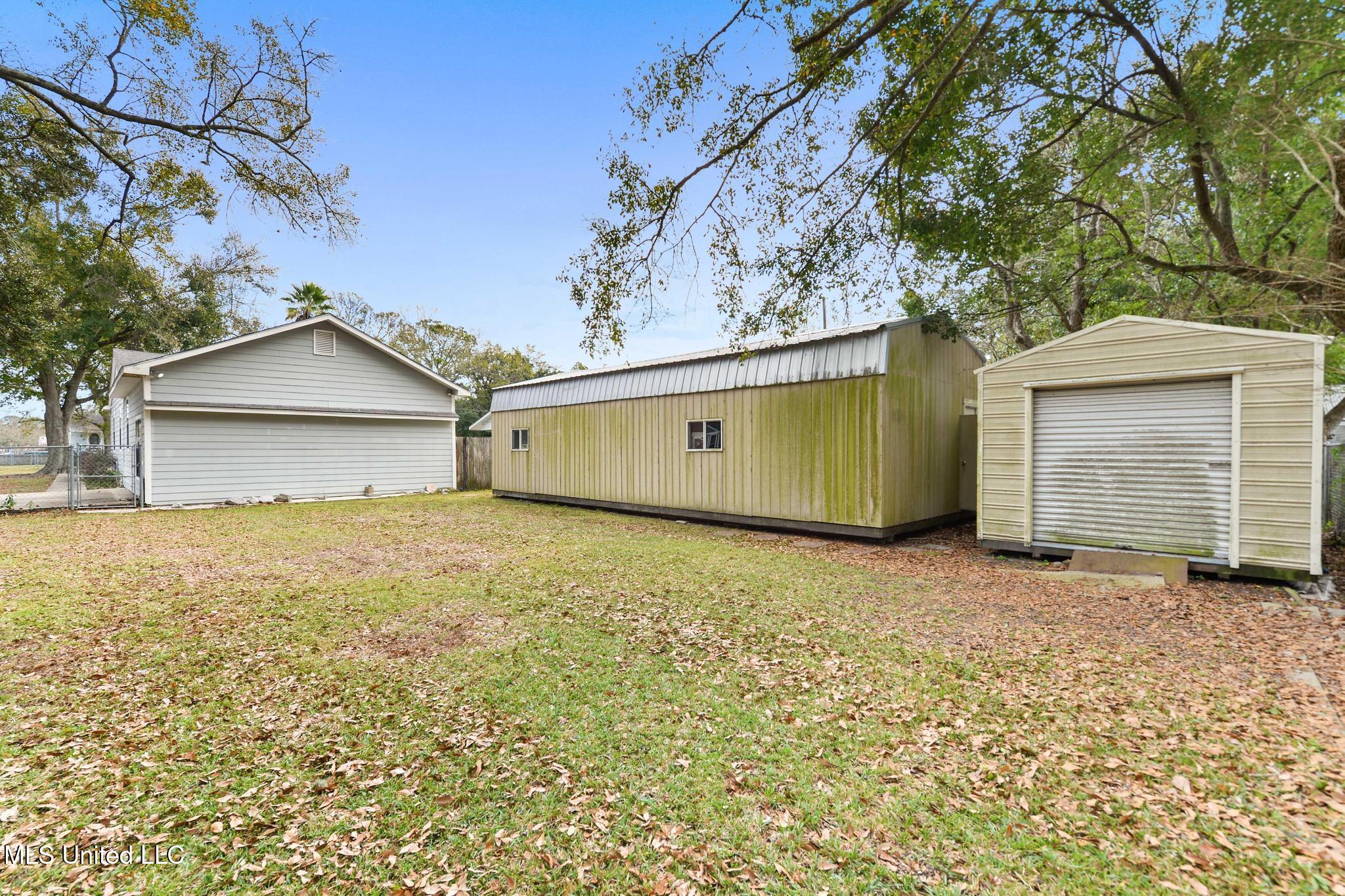 1705 14th Street Pascagoula, MS 39567 - Photo 23 of 36 023