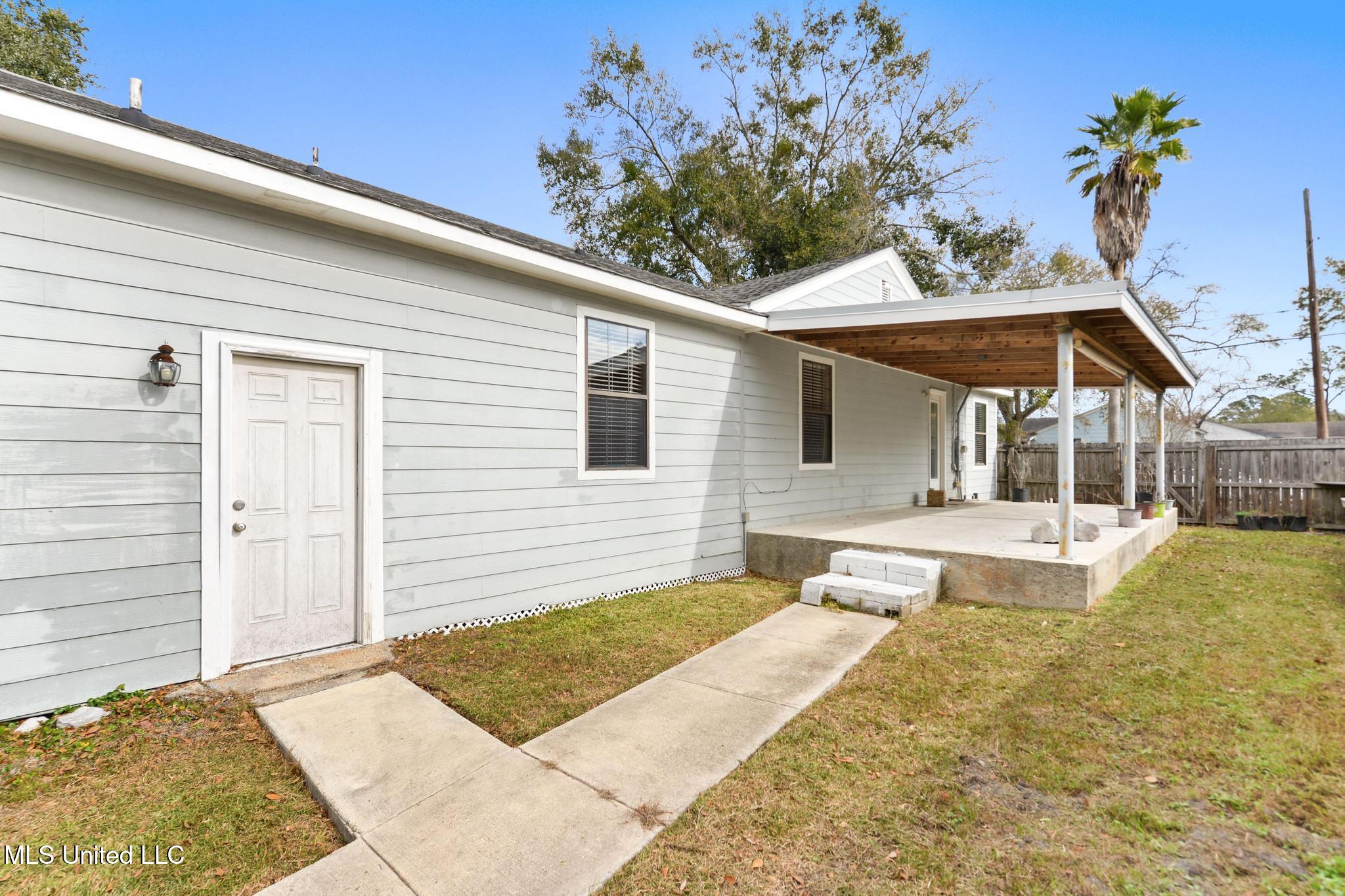 1705 14th Street Pascagoula, MS 39567 - Photo 27 of 36 027