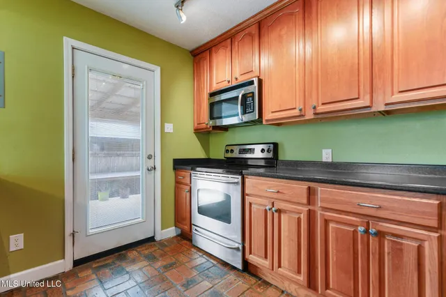 $185,000 | 1705 14th Street, Pascagoula, MS 39567