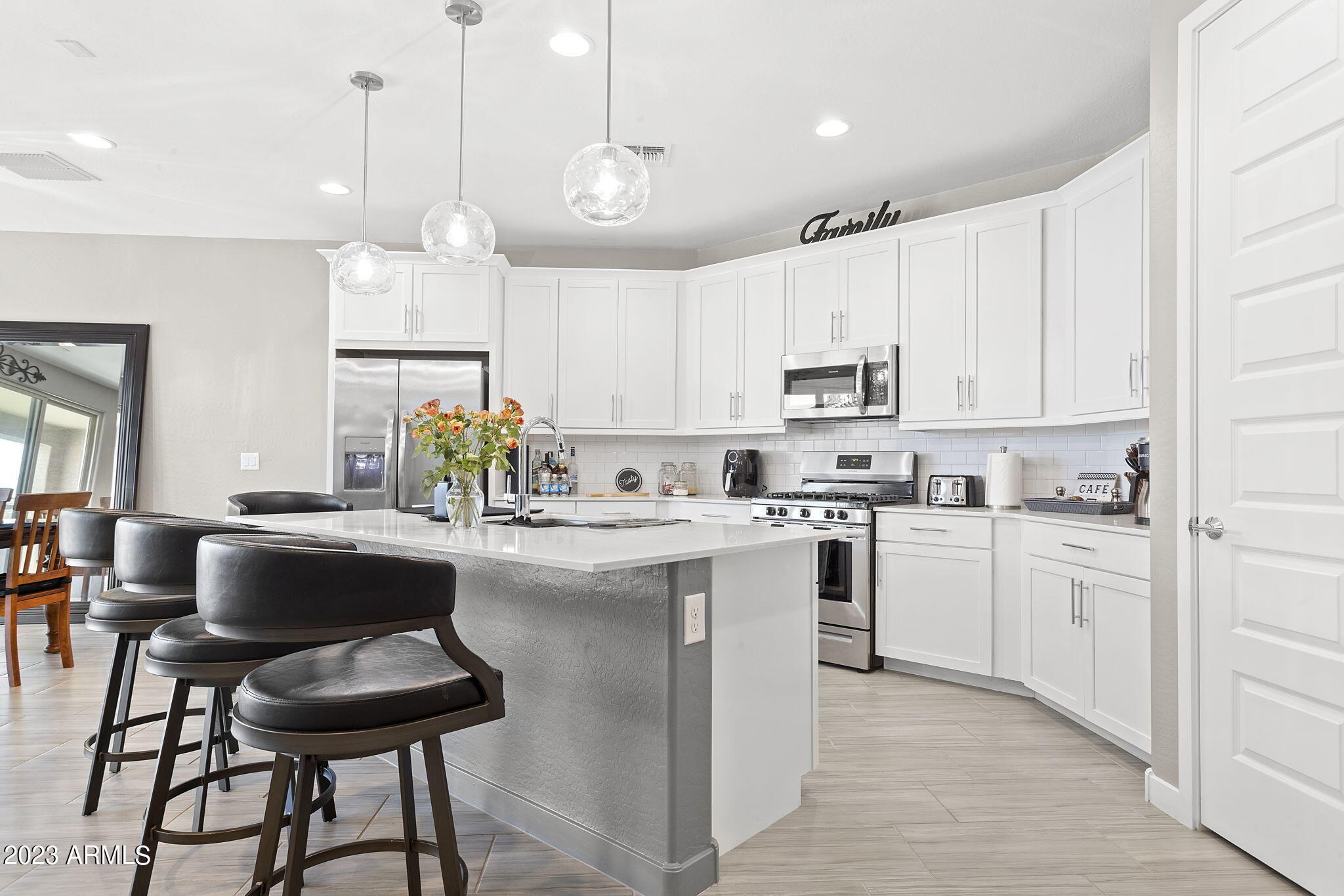 12356 East Soloman Road Gold Canyon, AZ 85118 - Photo 9 of 53 Kitchen