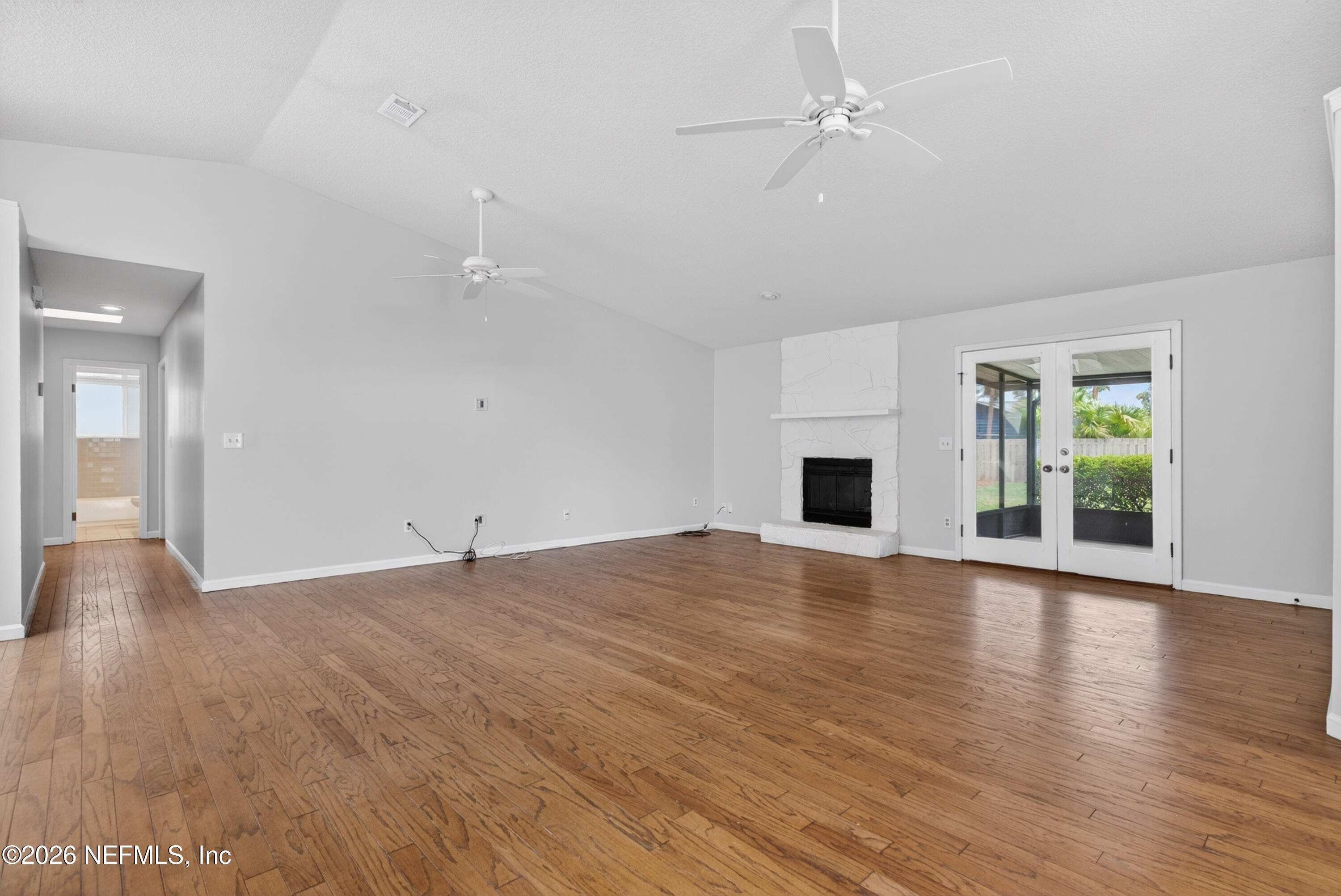 622 Valley Forge Road North Neptune Beach, FL 32266 - Photo 7 of 34 08-Living Room 3
