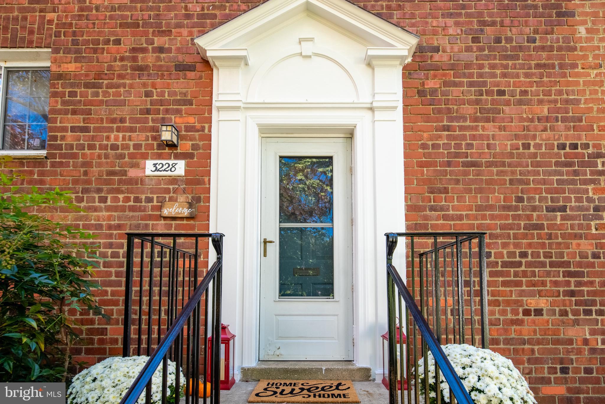 3228 Gunston Road Alexandria, VA 22302 - Photo 1 of 28 Gallery Image 1