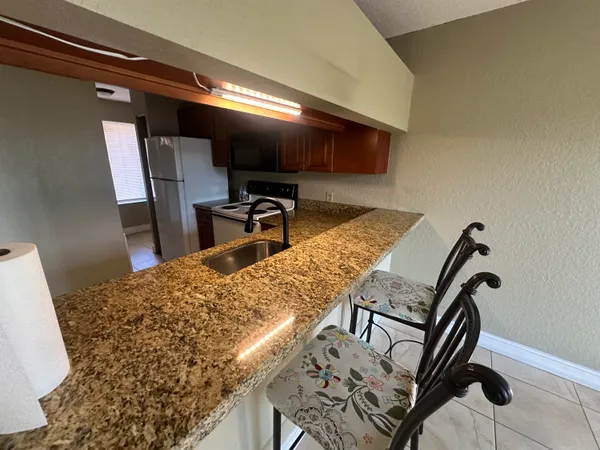 $1,675 | 941 Coral Club Drive, Unit 941, Coral Springs, FL 33071