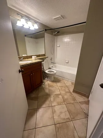 $1,675 | 941 Coral Club Drive, Unit 941, Coral Springs, FL 33071