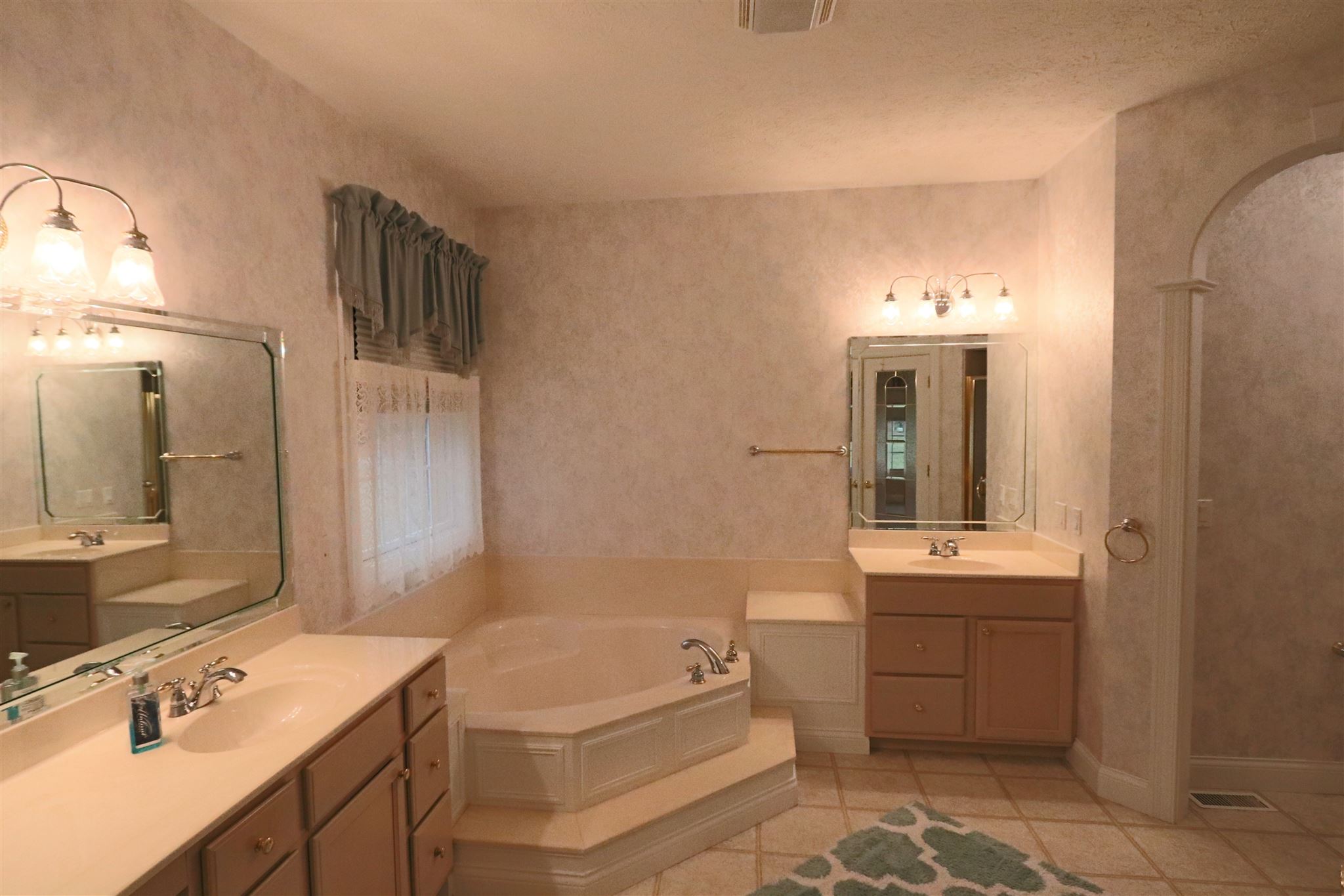 1412 Indian Hills Road Monticello, IN 47960 - Photo 27 of 35