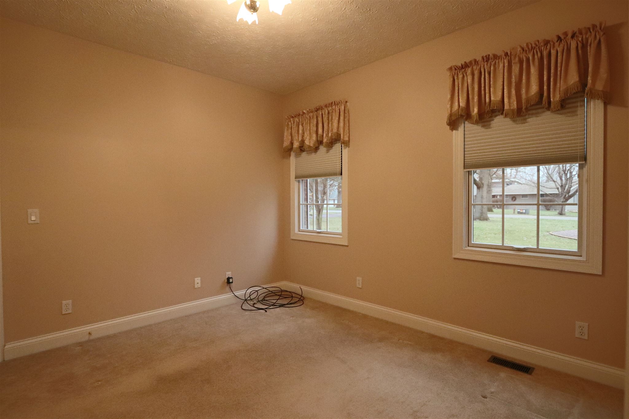 1412 Indian Hills Road Monticello, IN 47960 - Photo 32 of 35