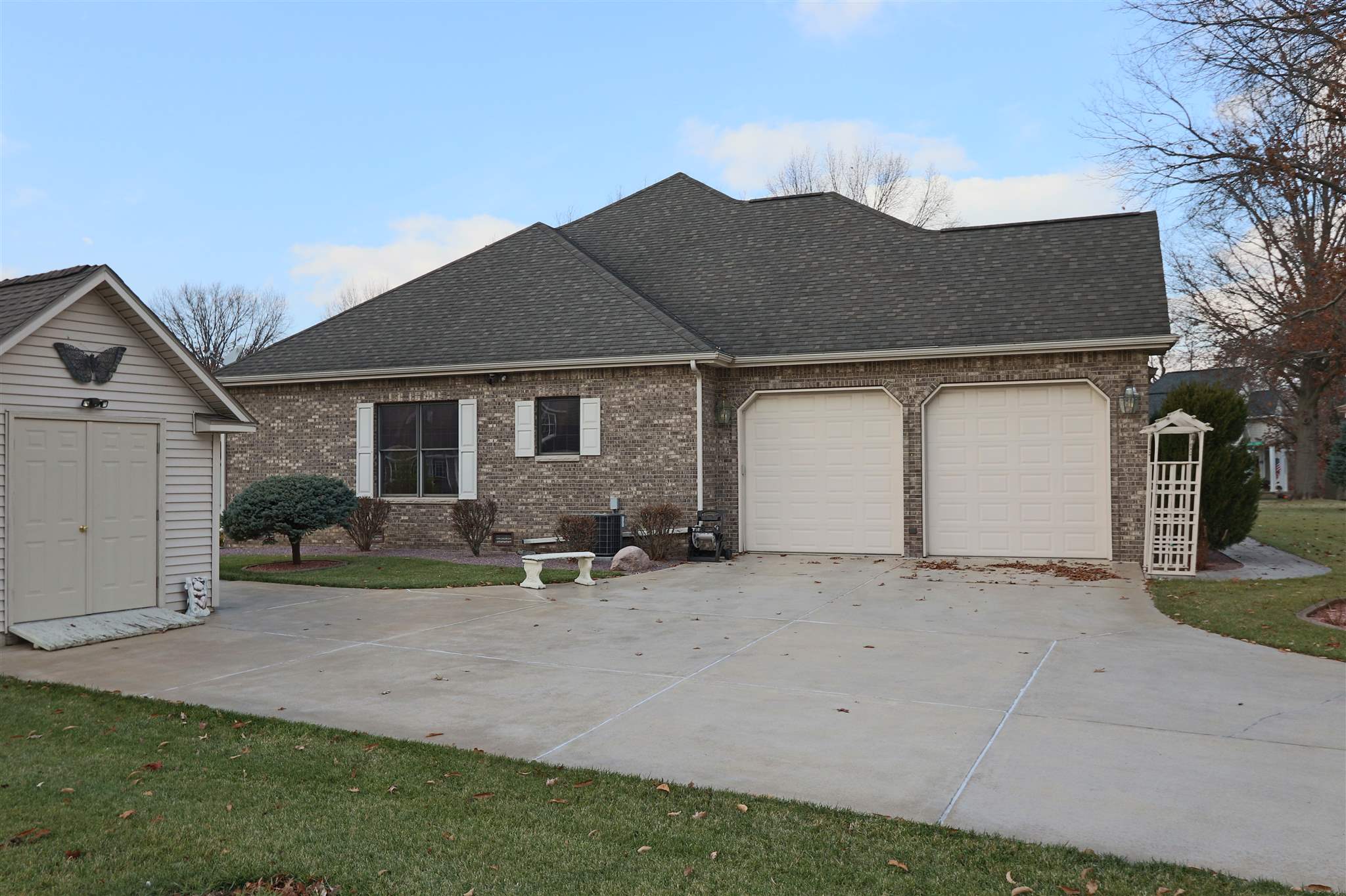 1412 Indian Hills Road Monticello, IN 47960 - Photo 5 of 35