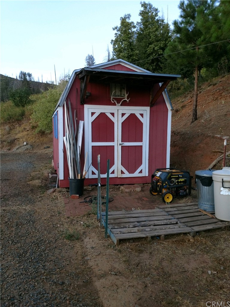 4236 Kakini Road Oroville, CA 95965 - Photo 28 of 36 a view of a small house with backyard