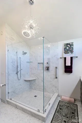 $649,000 | 1262 Golf View Drive, Woodridge, IL 60517