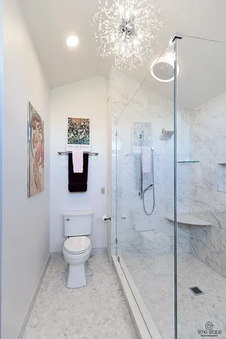 $649,000 | 1262 Golf View Drive, Woodridge, IL 60517