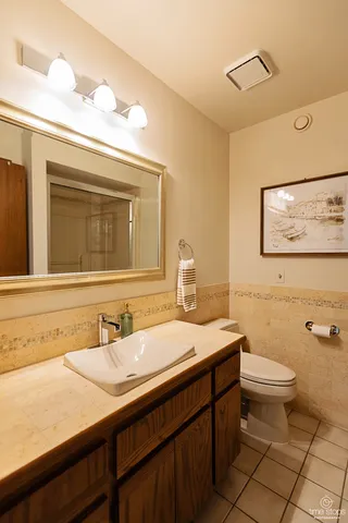 $649,000 | 1262 Golf View Drive, Woodridge, IL 60517