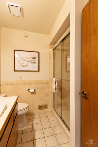 $649,000 | 1262 Golf View Drive, Woodridge, IL 60517