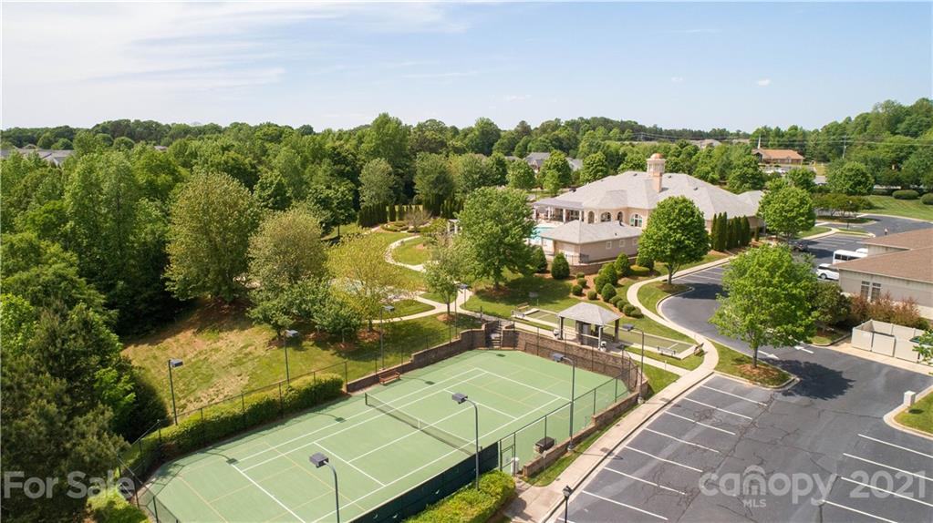638 Amethyst Circle Fort Mill, SC 29708 - Photo 25 of 38 a view of a pool