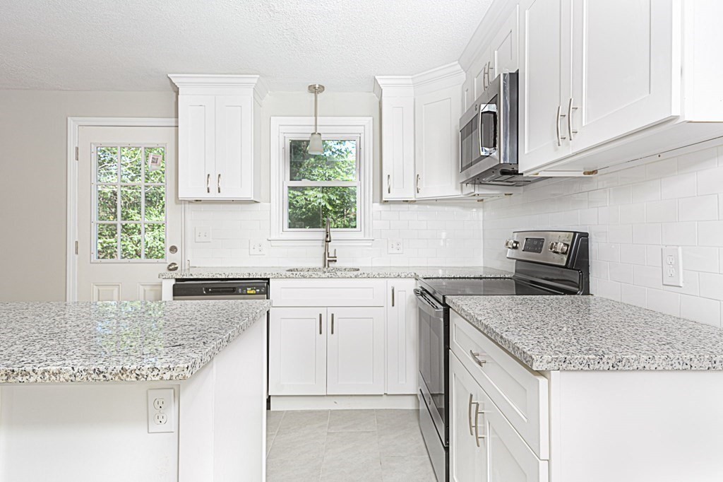 10 Institute Road North Grafton, MA 01536 - Photo 14 of 36 Gallery Image 14