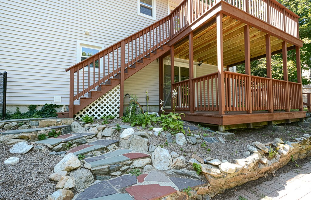 10 Institute Road North Grafton, MA 01536 - Photo 4 of 36 Gallery Image 4