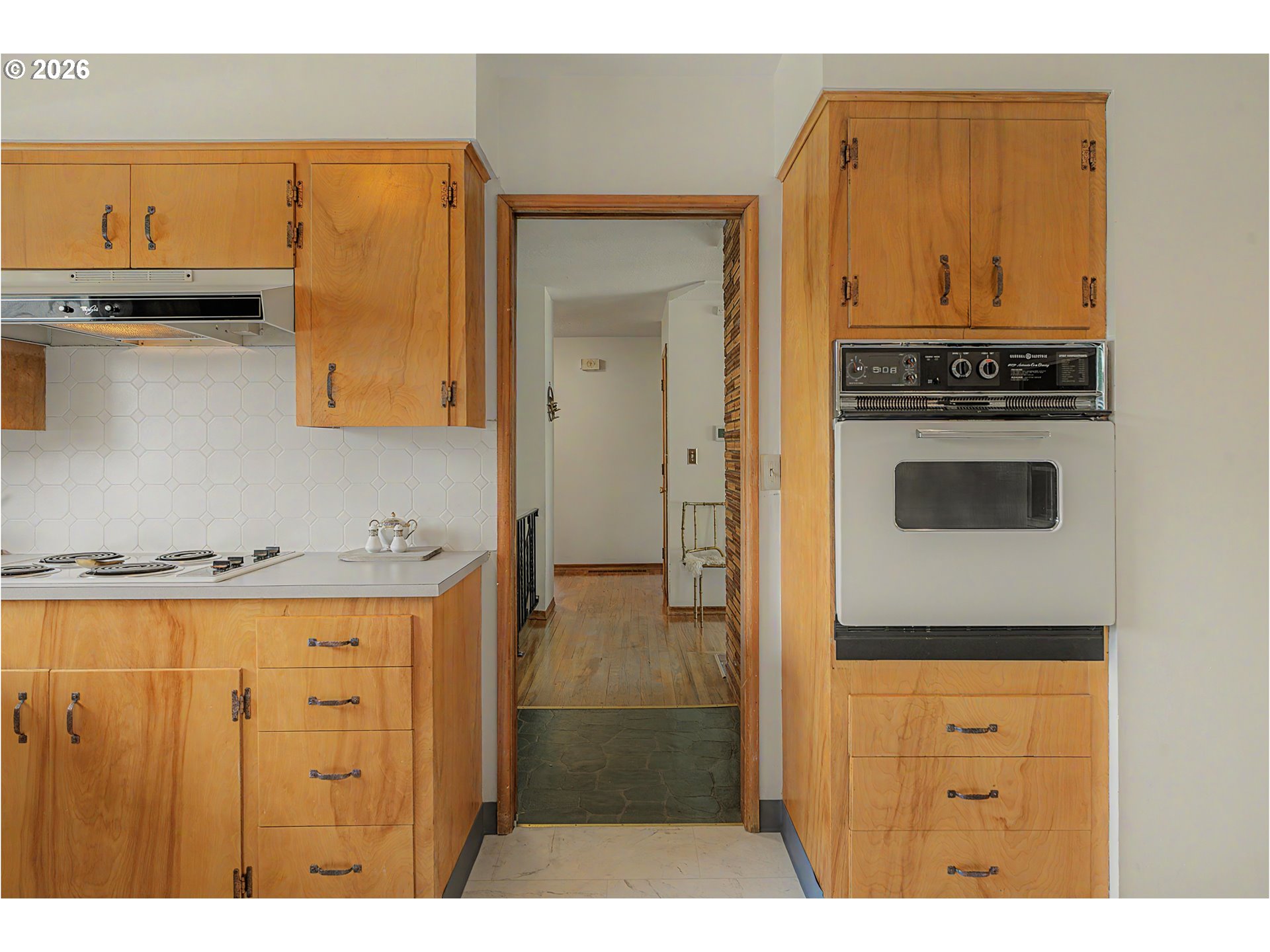 14045 Northeast Sacramento Street Portland, OR 97230 - Photo 15 of 43