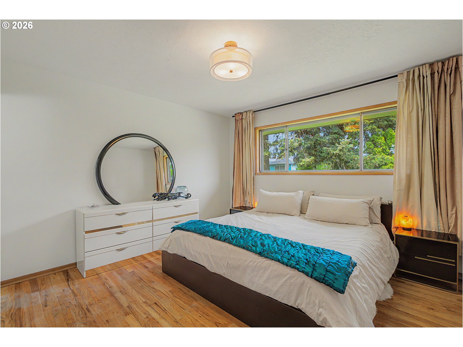 14045 Northeast Sacramento Street Portland, OR 97230 - Photo 24 of 43