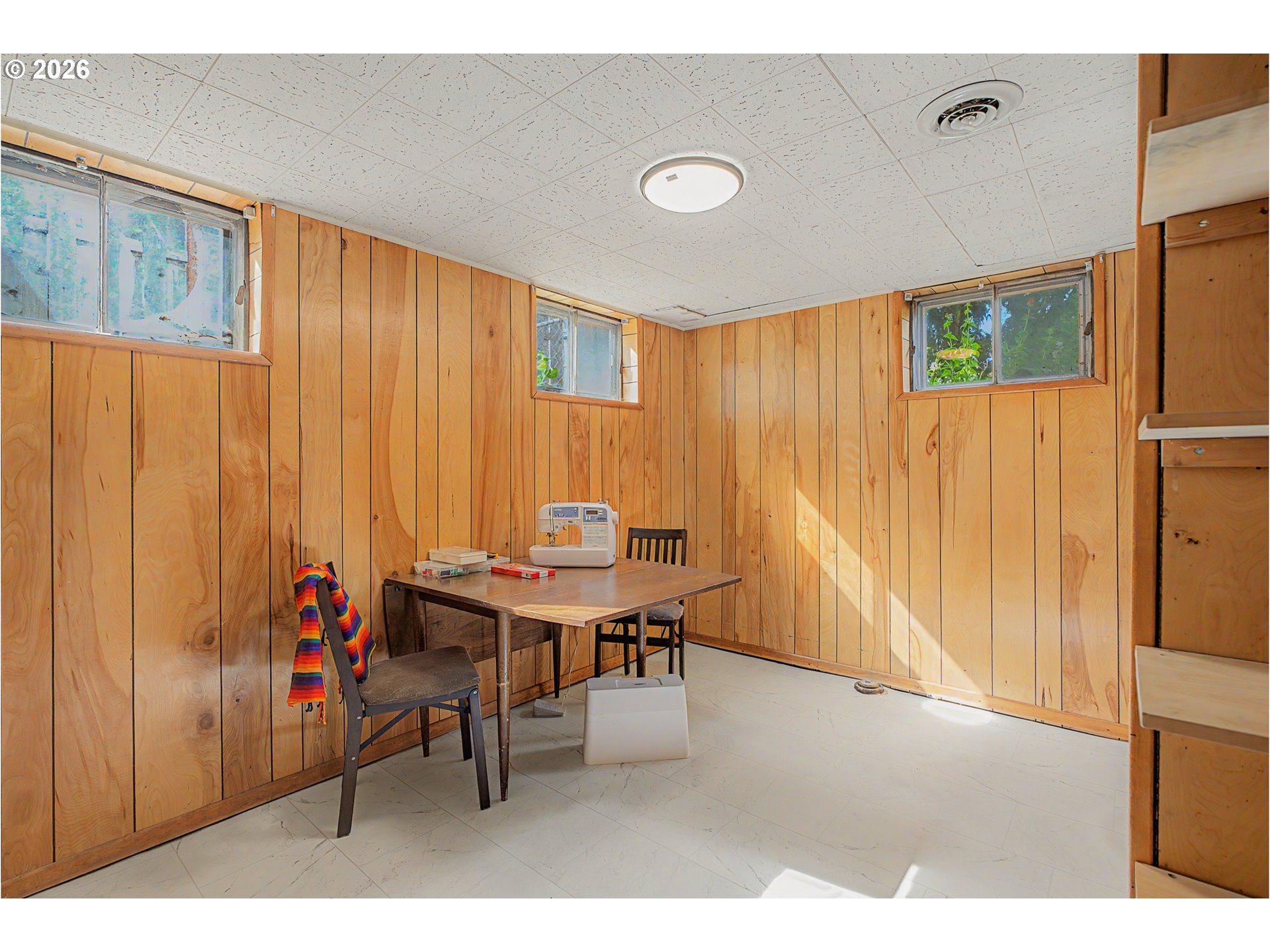 14045 Northeast Sacramento Street Portland, OR 97230 - Photo 30 of 43